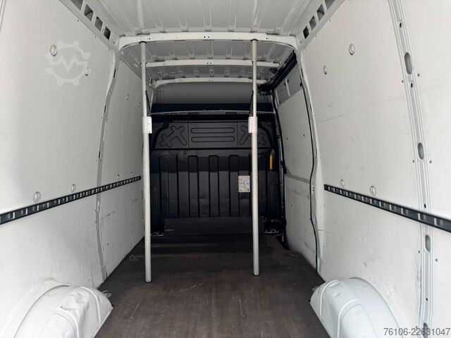 Κλειστό βαν IVECO Daily 35S14 Hi-Matic Kastenwagen *Klima*Tempomat