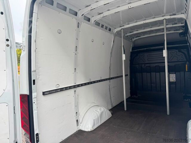 Κλειστό βαν IVECO Daily 35S14 Hi-Matic Kastenwagen *Klima*Tempomat