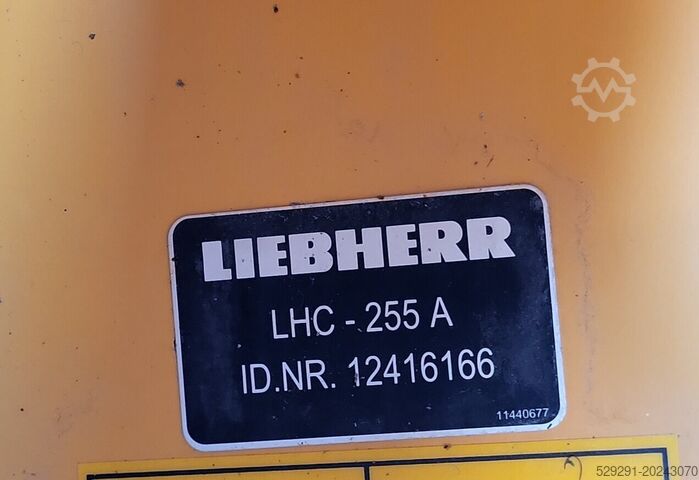 Manipulant de materiale LIEBHERR LH30M