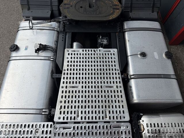 Volum trekkvogn IVECO S-WAY AS440S46 Klima NAVI Intarder ACC CornerEye