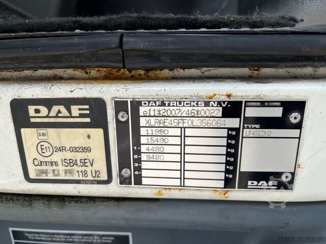 Box body DAF LF 45.160 / 49 DKM! / 12 ton / Loadlift / NL Tr...