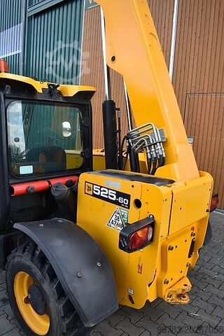 รถตักแบบแขนยืดได้ JCB 525-60