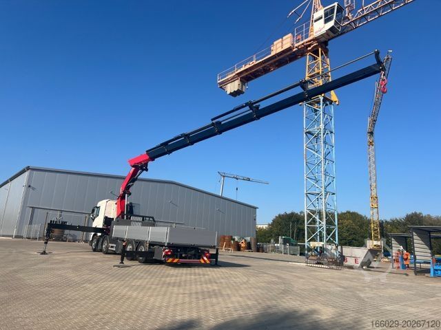 Grue montée sur camion VOLVO FH 500 8x2 Kran F710 RA2.26