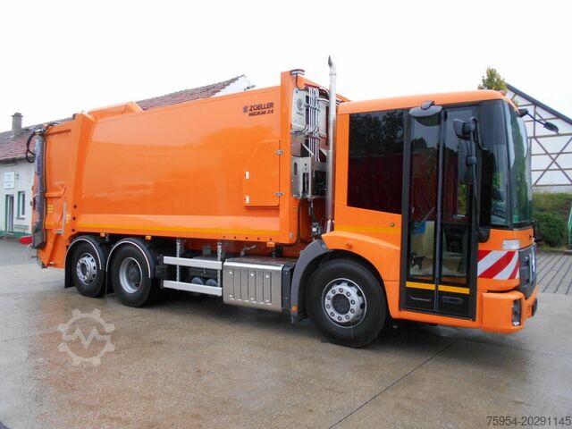 Camion dei rifiuti Mercedes-Benz Econic 2635 L 6x2-4 / Zöller Medium X4