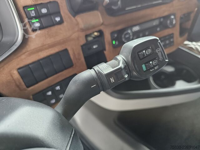 Standardni SZM Scania R580 / V8 / FULL AIR / 6X2 / RETARDER / BOOGIE