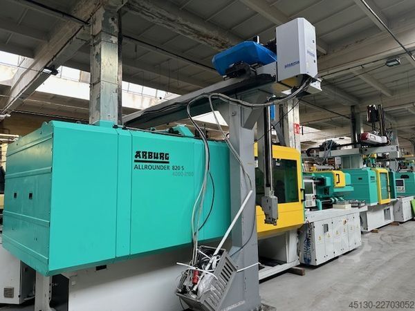 Sissepritsevormimis-masin Arburg 820S 4000-2100/400
