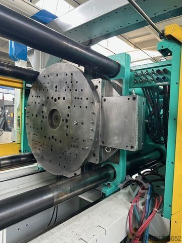 Sissepritsevormimis-masin Arburg 820S 4000-2100/400