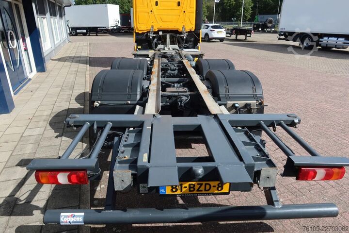 Šassii koos kabiiniga Mercedes-Benz Actros 2642 LL Chassis Cabine Giga space
