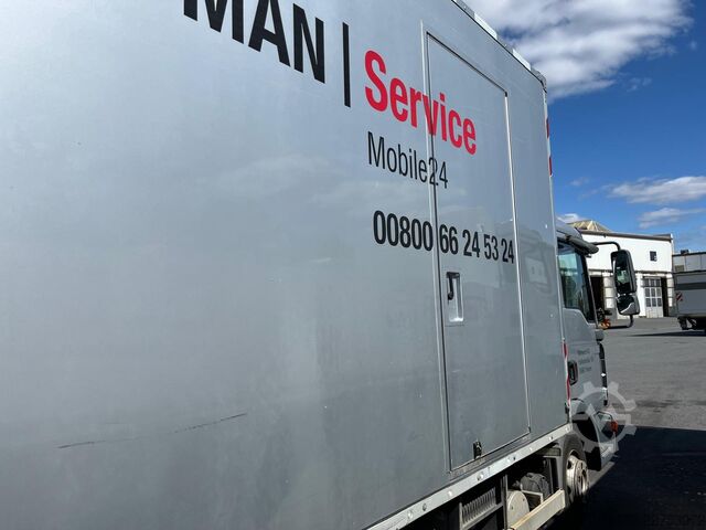Kastiga kaubik MAN TGL 8.120 4x2 BL Koffer, LBW, Tür