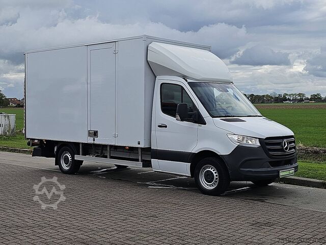 Koffer MERCEDES-BENZ SPRINTER 314 Bakwagen Laadklep!