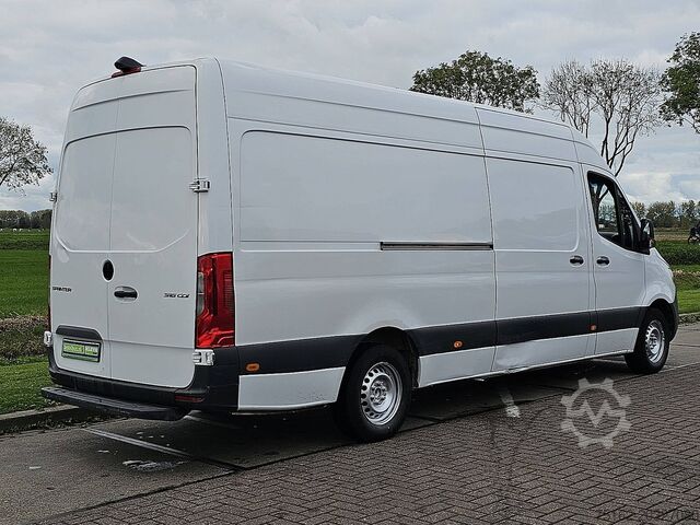 Kombi s vysokou strechou MERCEDES-BENZ SPRINTER 316 L3H2 Mbux Automaat!