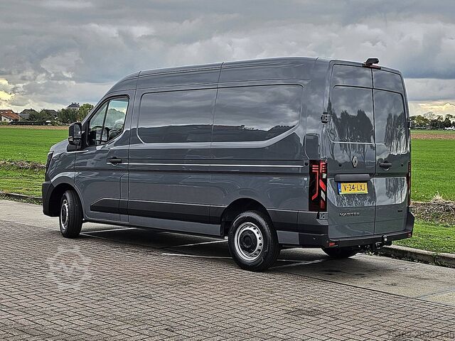 Karavan s visokim krovom RENAULT MASTER L2H2 408Km WLTP Navi