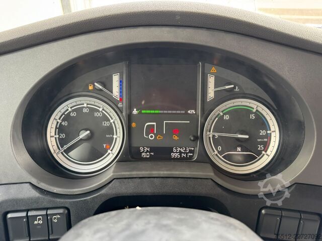 MTS standard DAF XF 460 SSC / Retarder / 2 Tanks / Roof Klima / ...