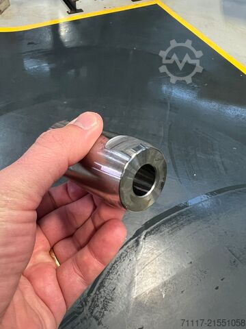 CNC rennibekkur Muratec MT 25 MC / bar loader