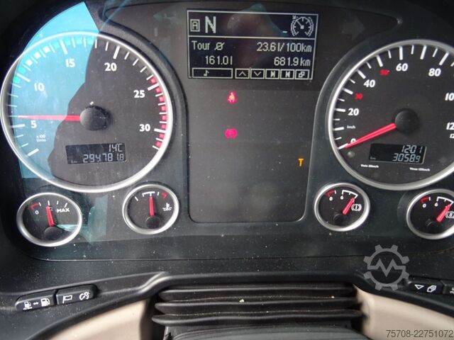 משאית משקאות MAN 26.360 TGS*Schwenkwand*20 Pal*Lift/Lenk*2,5t LBW