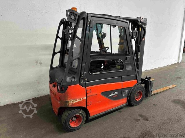 Electric 4-wheel forklift Linde E 25-01 - TRIPLEX 4,5 m