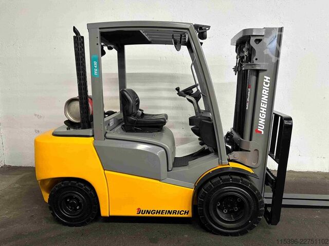 รถยกแอลพีจี Jungheinrich TFG 430 - TRIPLEX 4,4 m