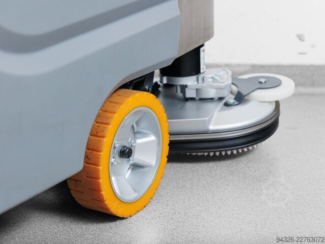 Hako Scrubmaster B70 BATERÍAS NUEVAS Hako Scrubmaster B70 TB650 - 2020y - 213h