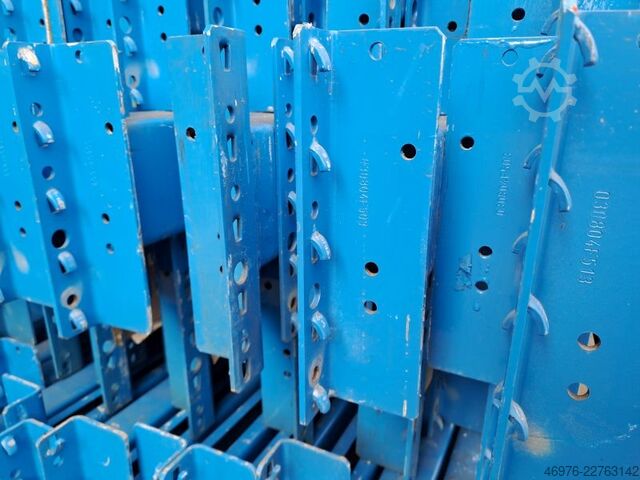 3,300 mm / Channel: 100 x 50 mm / blue / 5 support brackets Dexion Speedlock P90 Palettenregaltraverse Traverse Regal