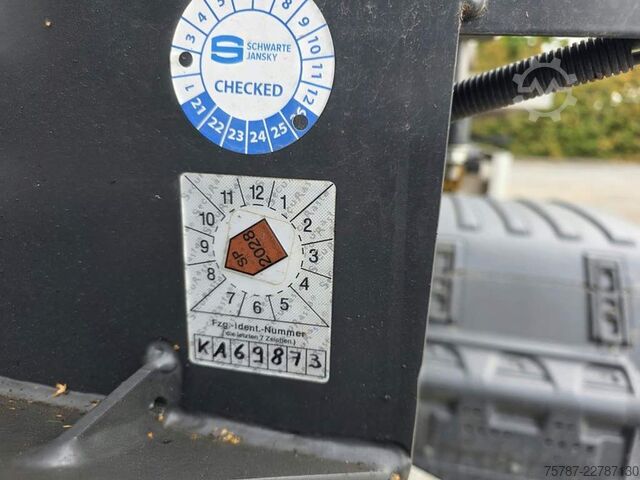 Tanker semitrailer D-TEC Jansky Schwarte TSA, Edelstahl, 30.000 L,Unfall
