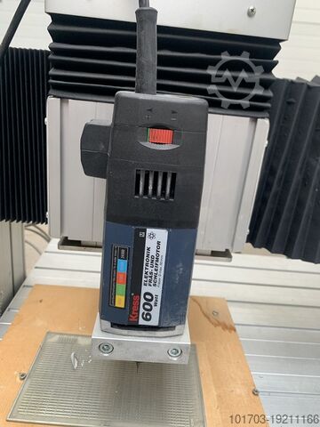 آلة حفر/طحن صغيرة ISERT ELECTRONIC X 350 / Y 300 / Z 70 mm - 24000 RPM