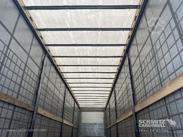 Open semitrailer with tarp Schmitz Cargobull Semitrailer Curtainsider Standard Hayon