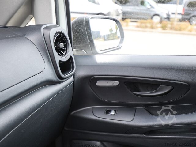 Kleinbus Mercedes-Benz Vito 116 CDI Kasten Lang Holz Navi Kamera Spu