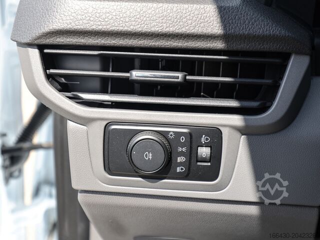 Minibuss VW T7 Transporter Kasten 2.0l TDI 4MOTION LR 8-Gang