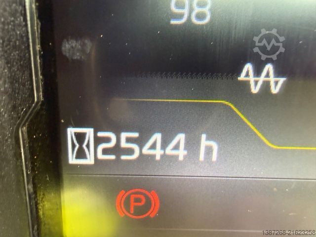 Single drum roller VOLVO SD135B / 2020 Baujahr / 2.544 Stunden