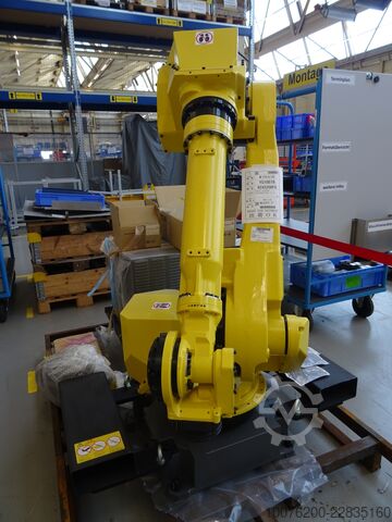 Robot industrial FANUC M-710iC/50