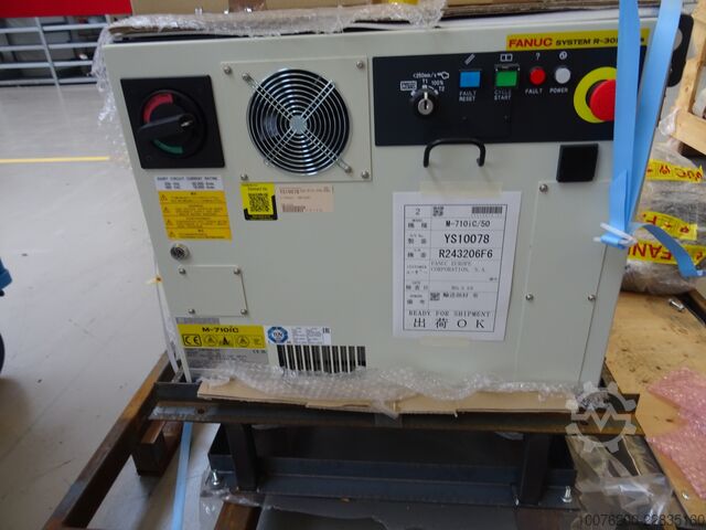 Robot industrial FANUC M-710iC/50