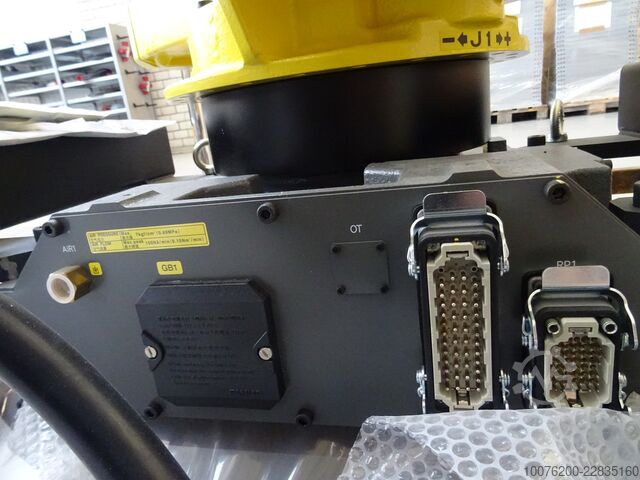 Robot industrial FANUC M-710iC/50