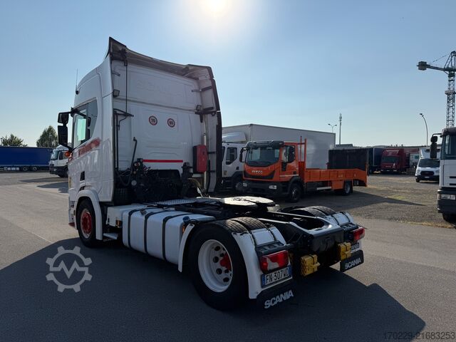 Standard tractor unit SCANIA R 450