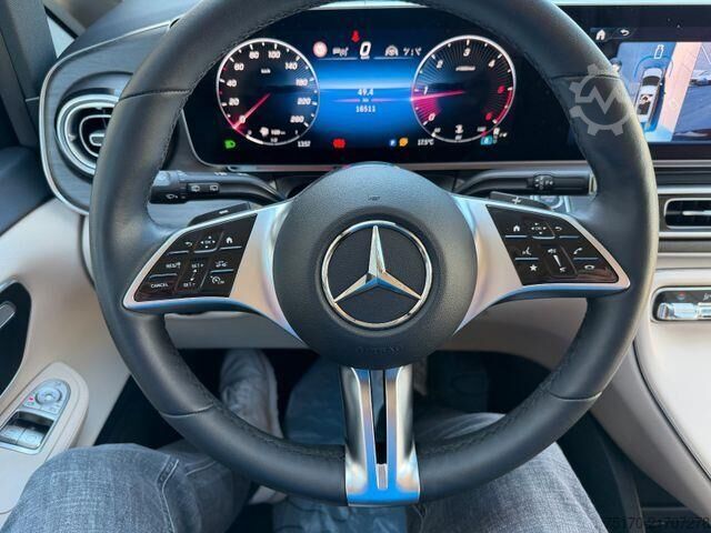 Augsta jumta universālis Mercedes-Benz V 250 d AVA DISTRONIC AHK2,5to elektr Türen 360