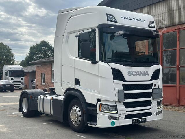 Camión de materiales peligrosos SCANIA R450 Euro6D Retarder ACC ADR EXII / EXIII PTO
