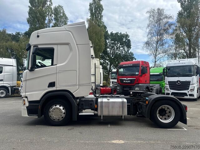 Camión de materiales peligrosos SCANIA R450 Euro6D Retarder ACC ADR EXII / EXIII PTO