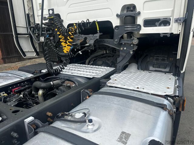 Camión de materiales peligrosos SCANIA R450 Euro6D Retarder ACC ADR EXII / EXIII PTO