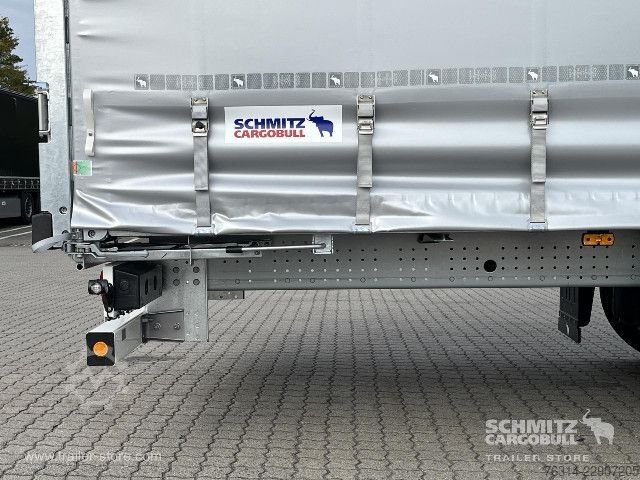 Naczepa otwarta z plandeką Schmitz Cargobull Curtainsider Mega Getränke