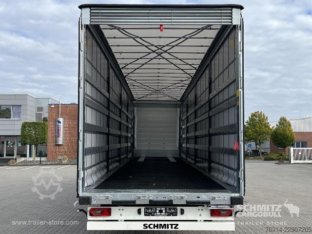 Naczepa otwarta z plandeką Schmitz Cargobull Curtainsider Mega Getränke