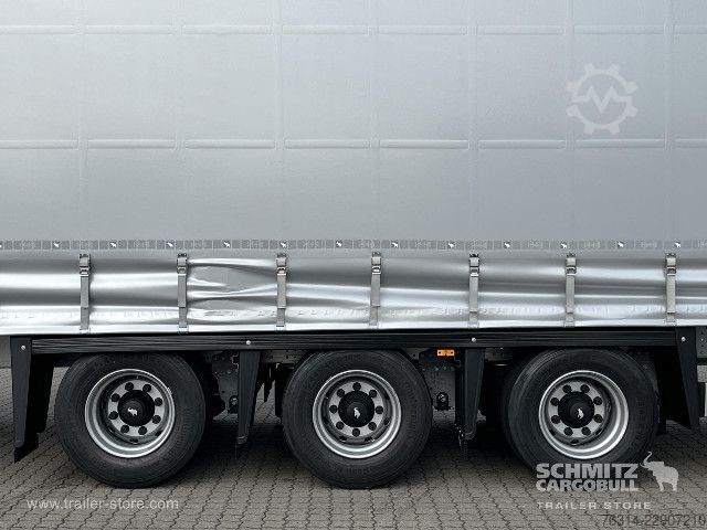 Naczepa otwarta z plandeką Schmitz Cargobull Curtainsider Mega Getränke