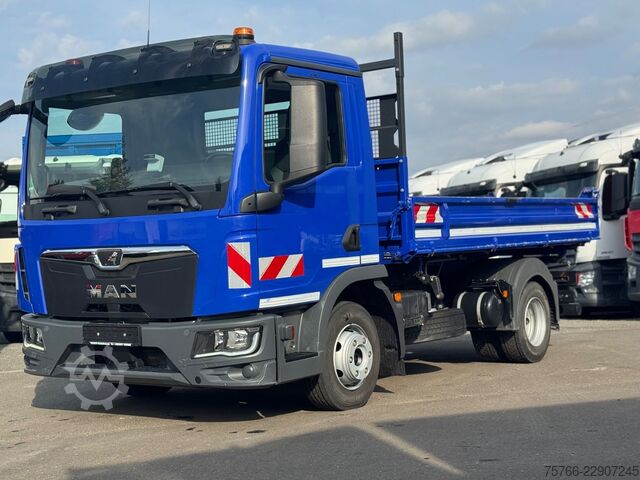Furgón volquete trilateral MAN TGL 8.220 / 2 x AHK / KAMERA / NAVI