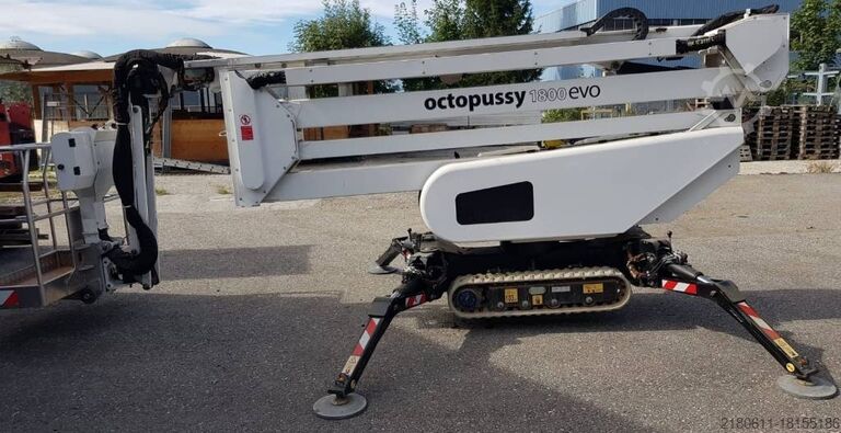 Crawler work platform Oil & Steel EVO 1800