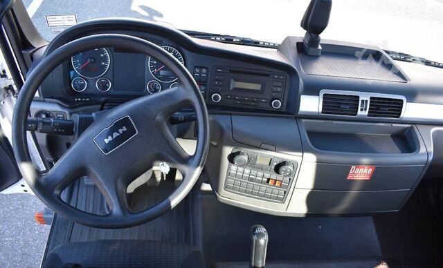 Platformă de lucru montată pe camion Ruthmann T300.3 (TÜV und UVV neu!)