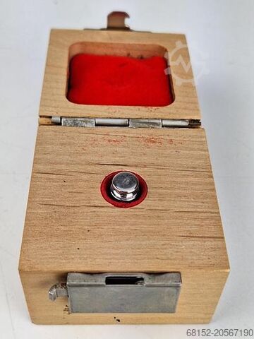 Luokan F1 10g paino  F1 10g