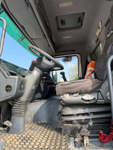  Mercedes-Benz ACTROS 3348