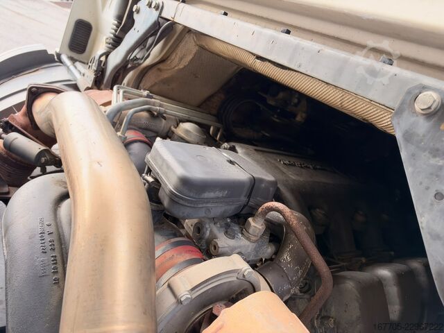 Camión volquete Mercedes-Benz ACTROS 3348