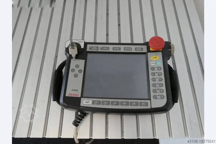 промисловий робот Denso 
