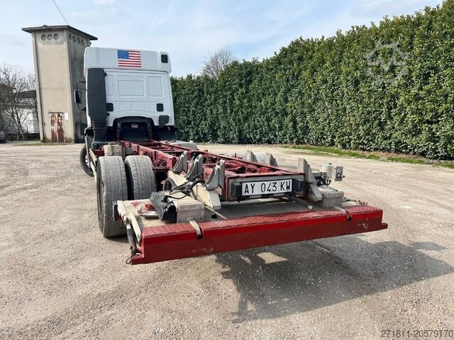 Шасі вантажівки IVECO IVECO EUROTECH 190E38 A TELAIO