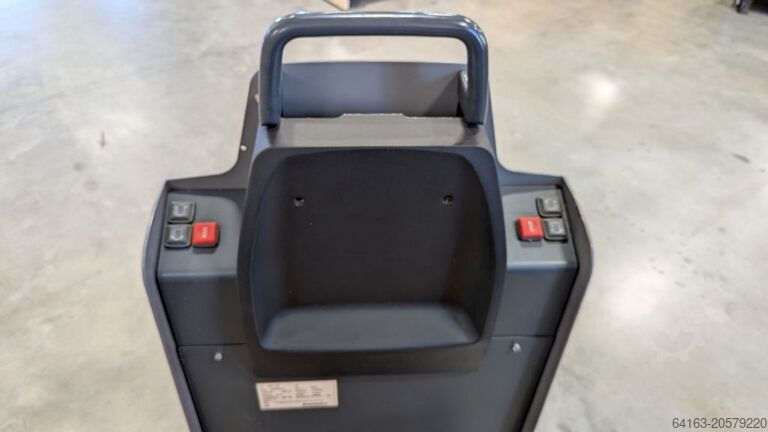 Máy kéo Jungheinrich EZS 130