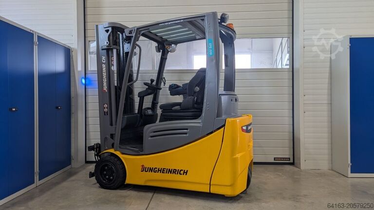 Elektriskais trīsriteņu iekrāvējs Jungheinrich EFG 220 G-470DZ